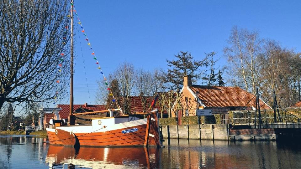 Papenburg_Schiff Vechta Immobilienmakler